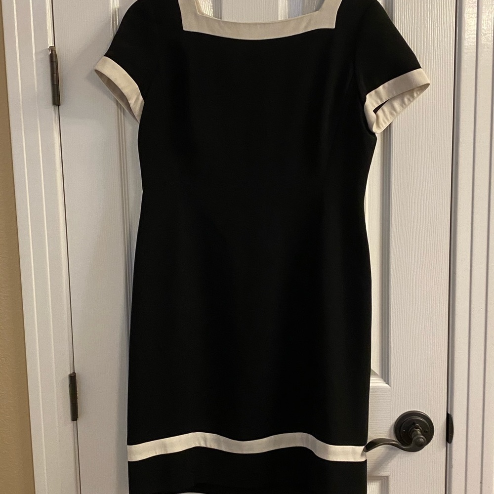 Jones New York fully lined dress